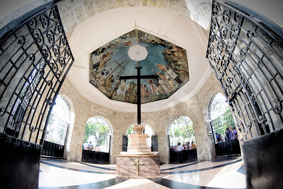 Magellan’s Cross and Basilica Minore del Santo Niño, Cebu City